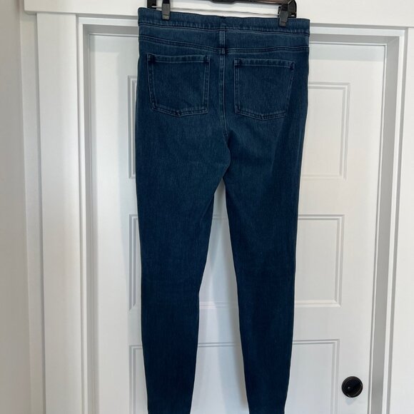 Spanx Women Size Large Tall Slim Fit Medium Dark Wash Jean-ish Ankle Pull on Leg - Picture 4 of 8